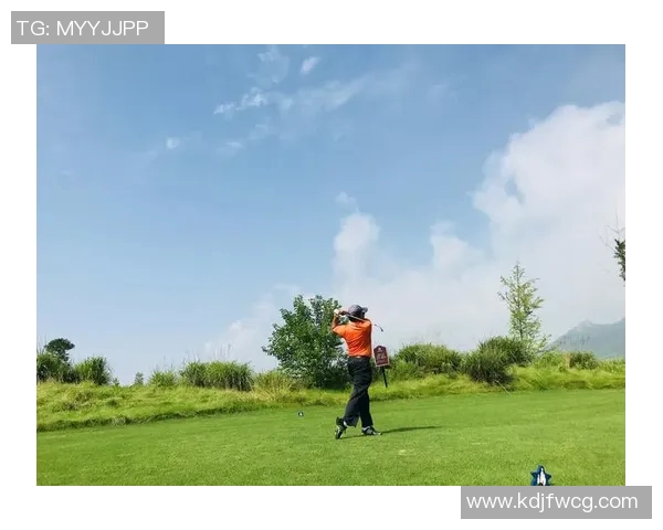 体能训练流程全面解析从入门到进阶的科学方法与实用技巧